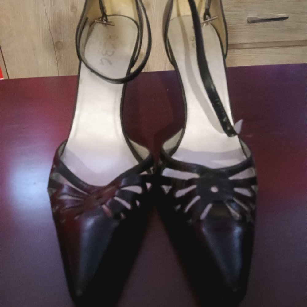 BCBG heels